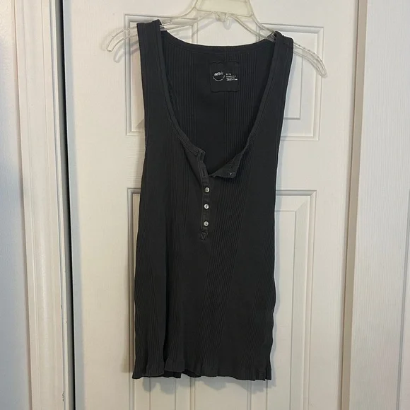 aerie Dark Gray Ribbed Henley Tank - Picture 1 of 3